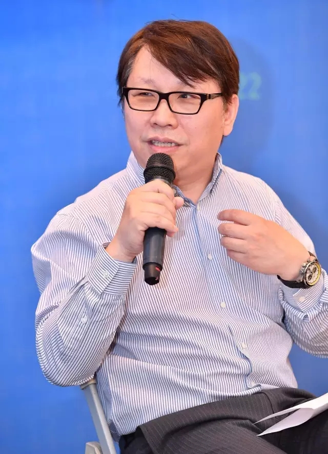 中国构筑学会构筑师分会理事、9001cc金沙以诚为本集团董事、总构筑师黄向明