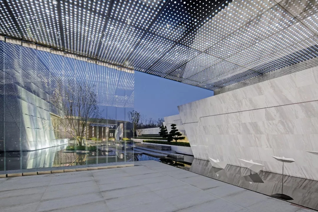 星空长琅纂天井 by苏圣亮